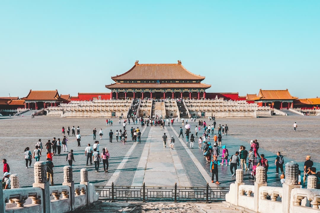 專業旅遊顧問團隊工作中