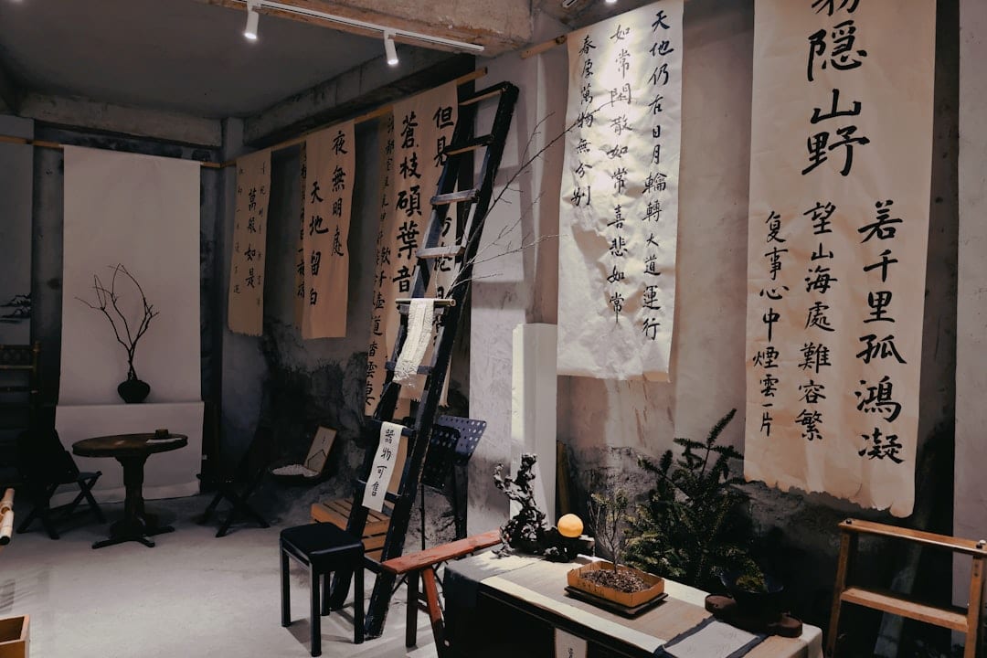 Three Gorges Museum interior exhibits and cultural displays